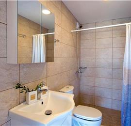 8 Bedroom villa with pool & seaview, near Acharavi, sleeps 16-18